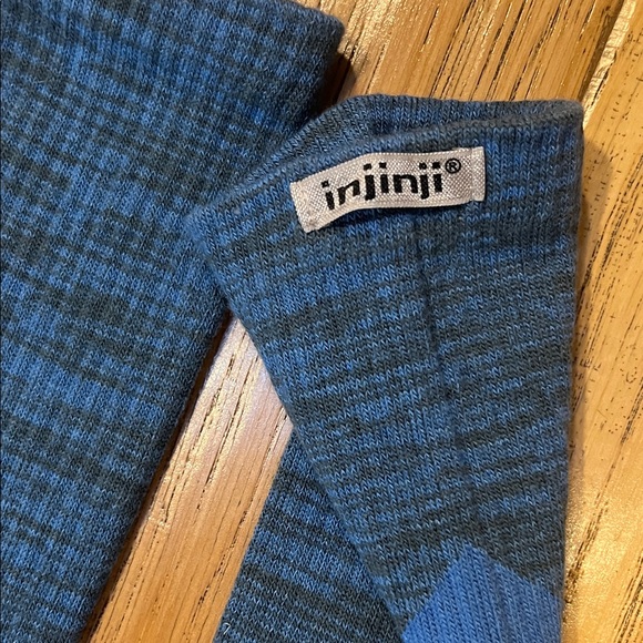 Injinji Trail Midweight over the calf toe socks - Picture 3 of 5